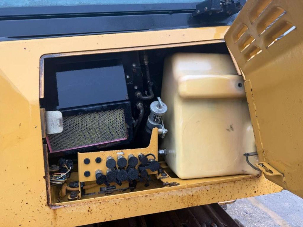 Caterpillar D6K XL Ripper valve // Good condition Photo 23