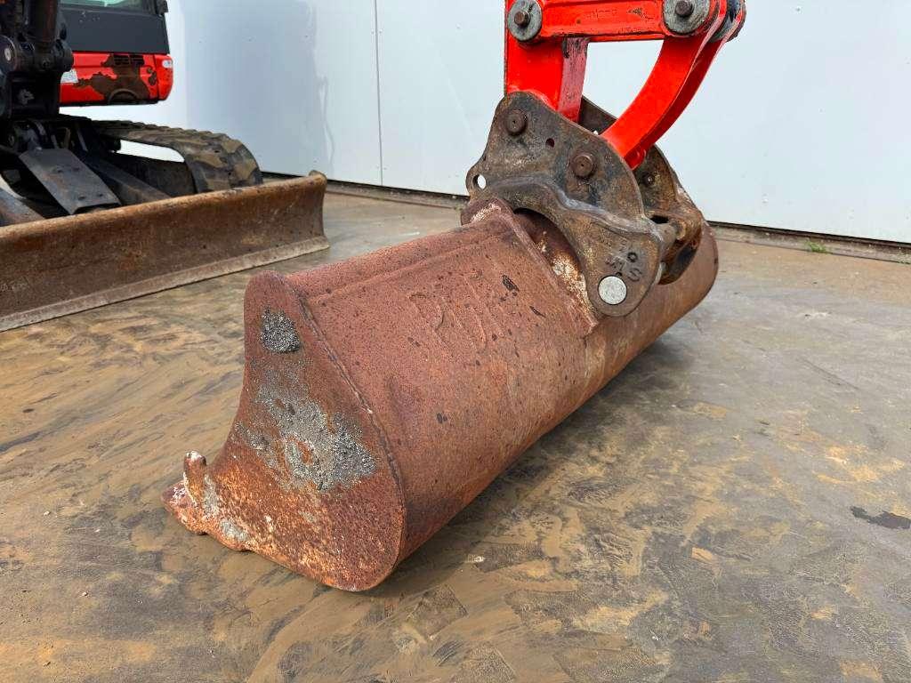 Kubota KX027-4 - Hammer Lines / Quick Coupler Photo 16