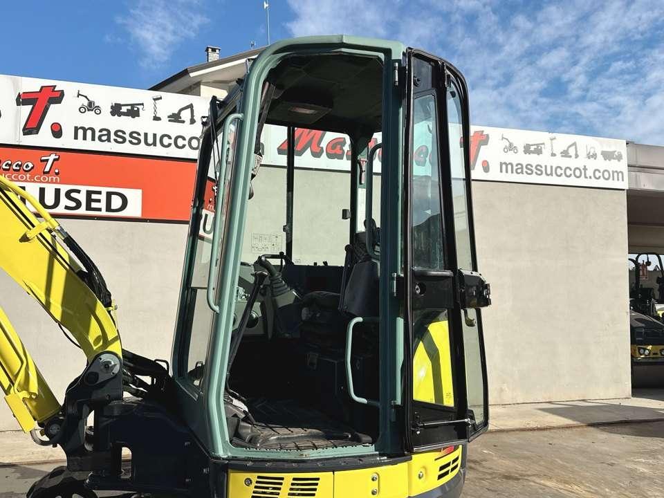 Yanmar VIO50-U Photo 11