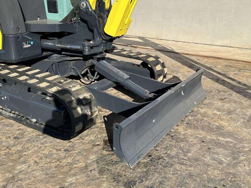 Yanmar VIO50-U Photo 5