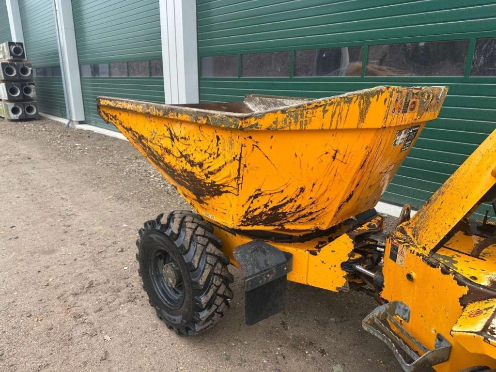 Thwaites 3 Tonne Swivel Photo 13