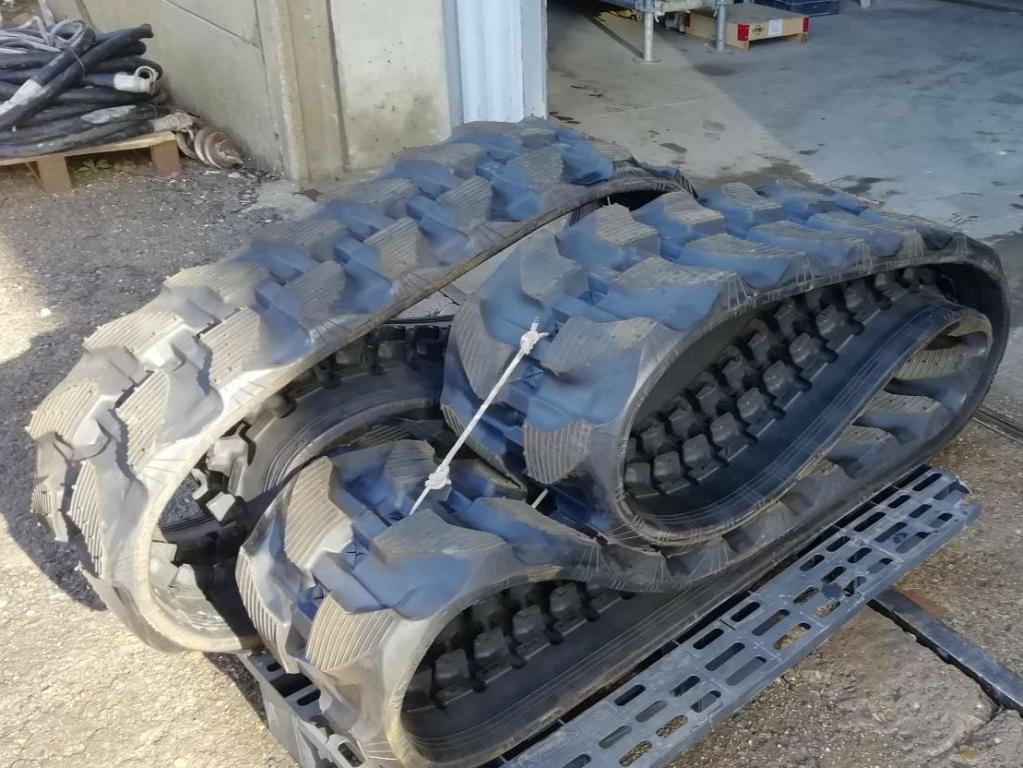 Kubota Rubber tracks for Kubota KX60-5 /U56-5 Photo 1