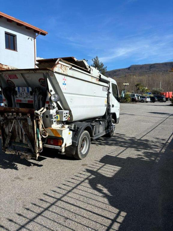 Mitsubishi FUSO FE 74 Photo 3