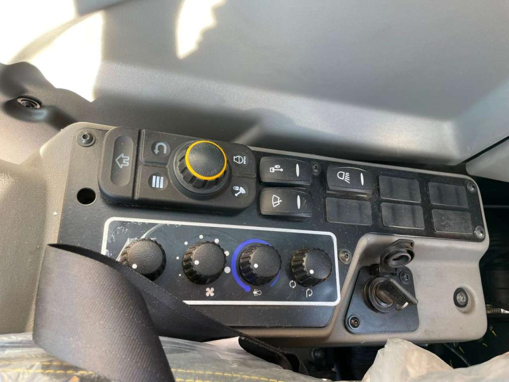 JCB 205 Photo 26