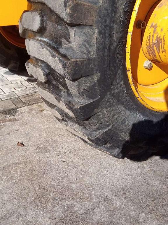 JCB 532-120 Photo 23