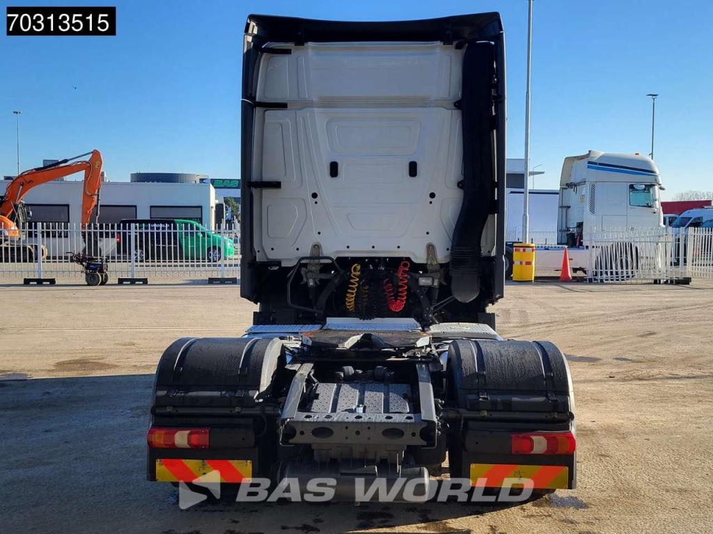 Mercedes-Benz Actros 1845 4X2 Bigspace Lowdeck Mirrorcam 2x Tank Photo 3