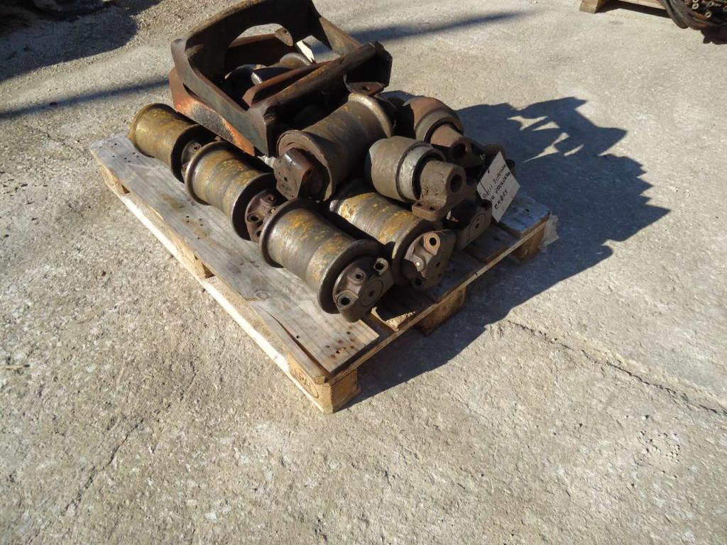 Track rollers for Fiat Hitachi EX 215 Photo 4