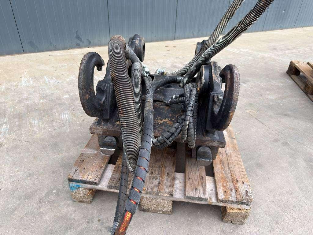 OilQuick OQ80 330 Photo 2
