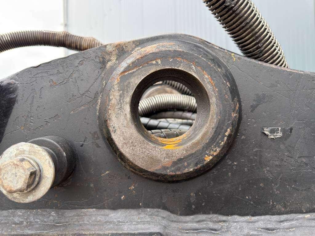 OilQuick OQ80 330 Photo 8