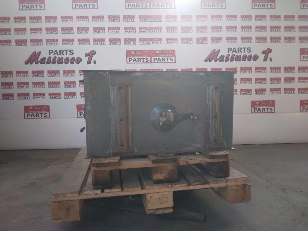 Diesel tank Photo 2
