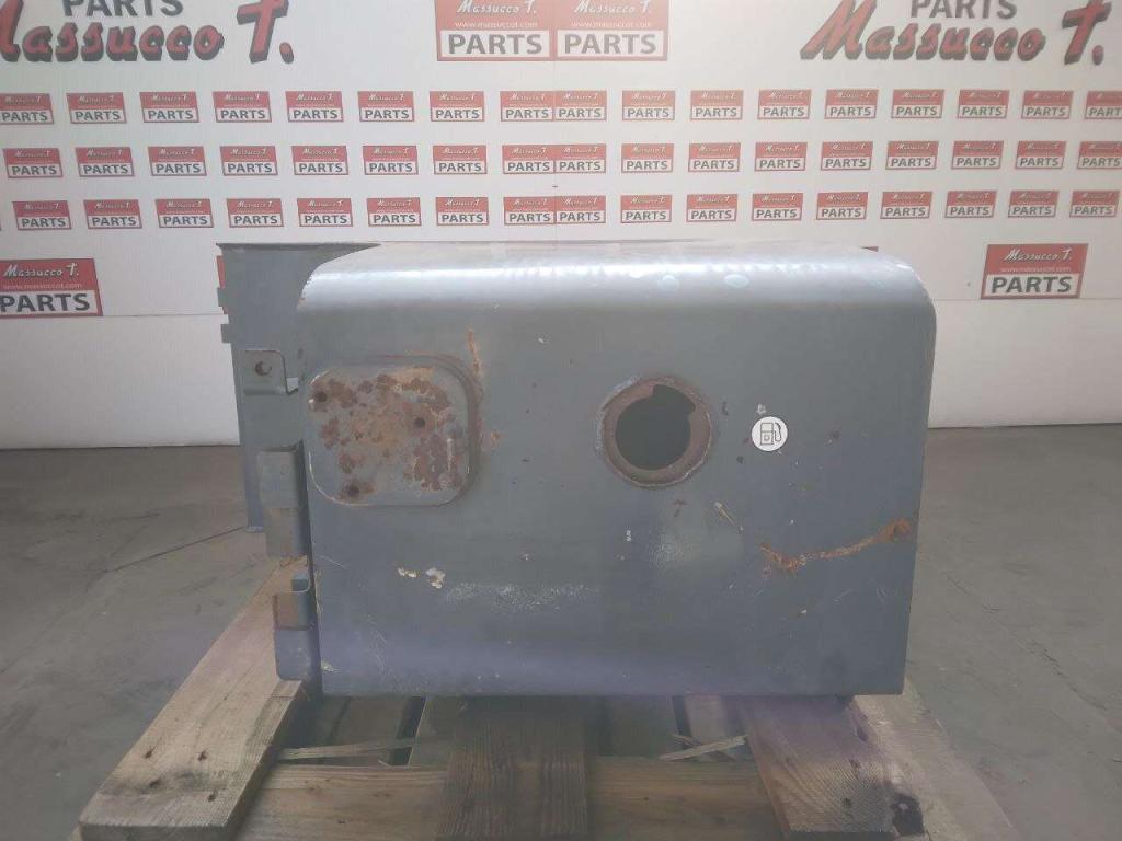 Diesel tank Photo 5