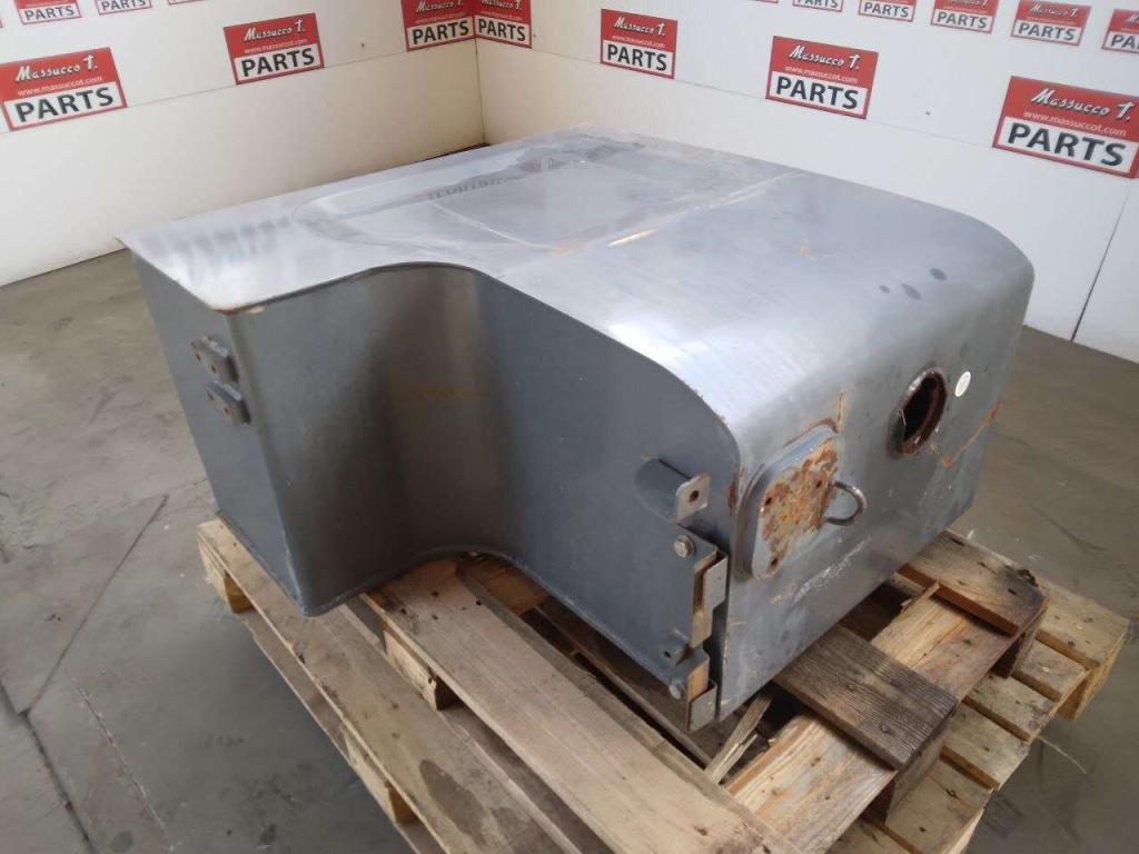 Diesel tank Photo 8