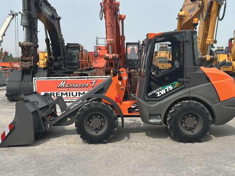 Hitachi ZW75-6C Photo 2