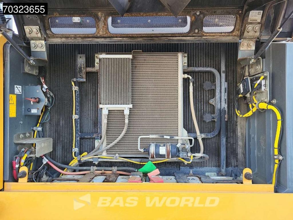 Liebherr R926 LC Engcon Photo 17