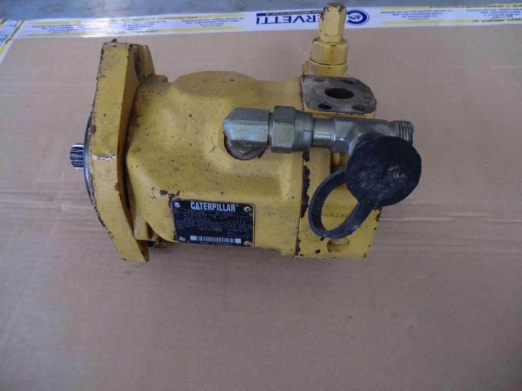 Hydraulic pump for Caterpillar 735 Photo 2