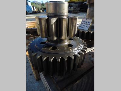 Worm gear reduction unit for Caterpillar 955L sold by OLM 90 Srl